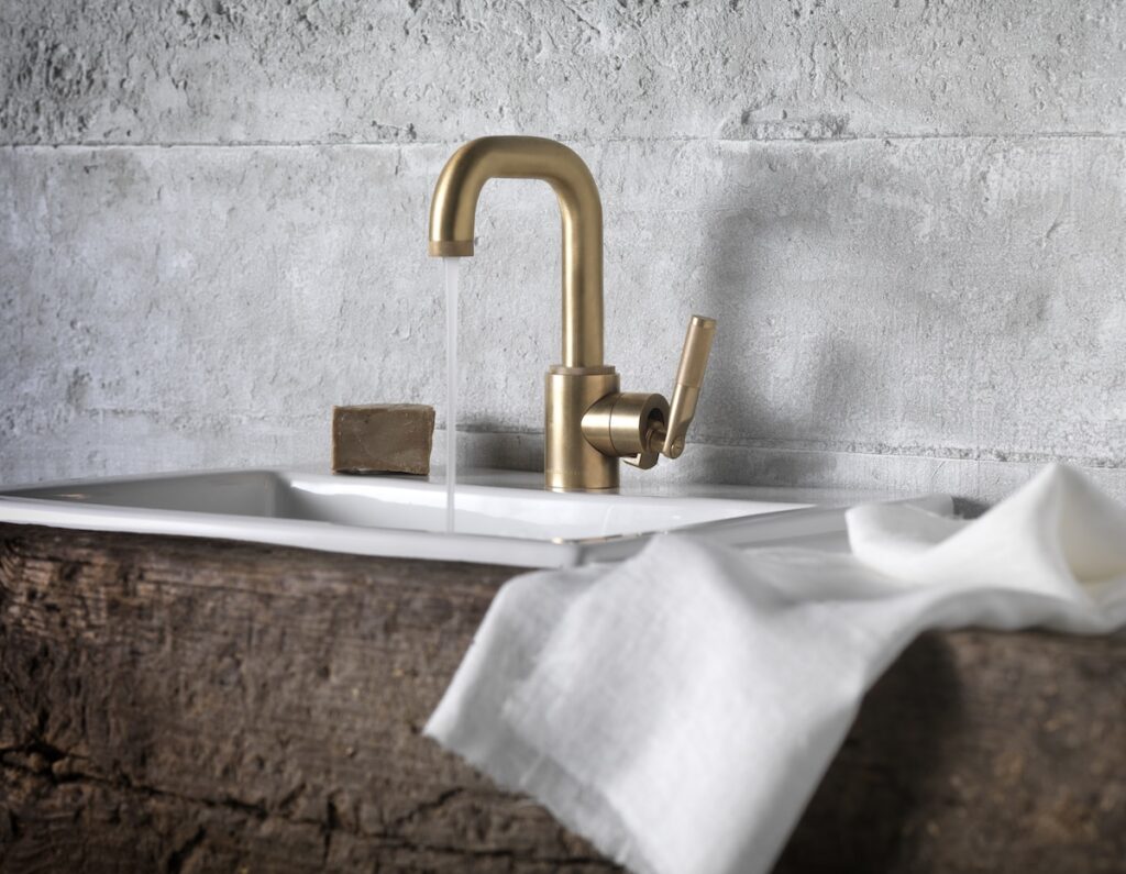 Samuel Heath single lever faucet ideal for a modern luxury bathroom design aesthetic.